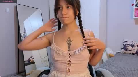 Snapshot of lisa_mzemta chatting on 09.18.25 Lisa online show from 09.18.25