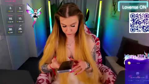 Snapshot of lisa_rabbit chatting on 06.21.26 lisa_rabbit online show from 06.21.26