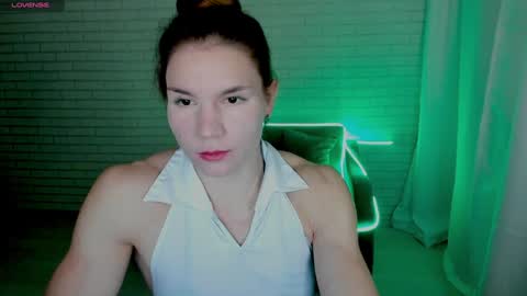 Snapshot of lisa_ree_ chatting on 12.27.24 lisa online show from 12.27.24
