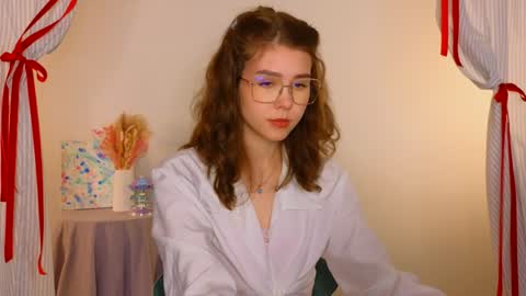  Lisa  online show from 01.10.25