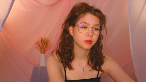  Lisa  online show from 01.28.25