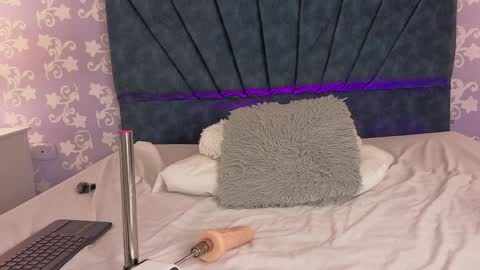 lisa_sweetas online show from 04.06.26