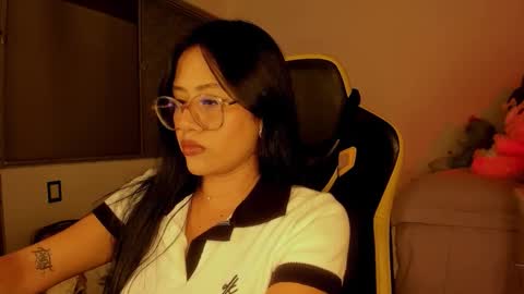 Snapshot of lisa_t08 chatting on 01.08.26 Lisa Thompson online show from 01.08.26