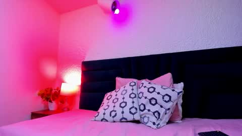 lisa white  online show from 03.17.26