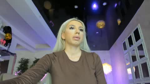 Snapshot of lisaakira chatting on 11.23.25 onlyfans-lisaakira instagram-lisaakira9 twitter-lisaakira4 online show from 11.23.25