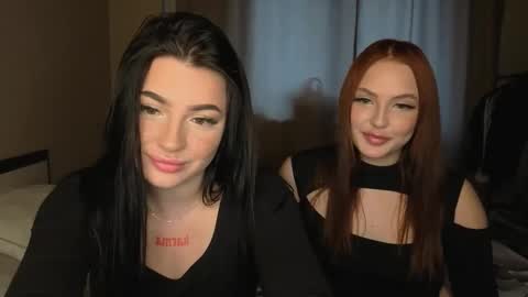 Snapshot of lisaanddenis chatting on 10.12.25 Lisa and Den online show from 10.12.25