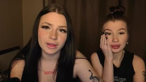 Lisa and Den online show from 12.21.25