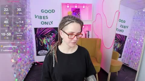 Lisa online show from 04.16.26