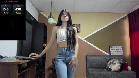 Snapshot of lisagray_1 chatting on 04.06.26 Lisa Gray Independent Model online show from 04.06.26