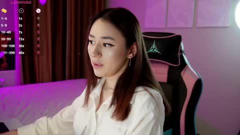   LISA   online show from 04.22.26