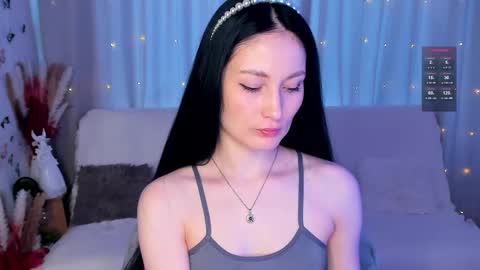 Lisa Moore online show from 02.27.25