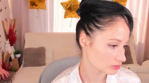 Lisa Moore online show from 09.20.25