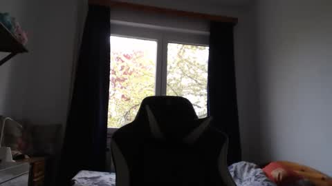 Snapshot of lisaskybaby chatting on 04.13.26 Lisaskybaby online show from 04.13.26