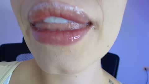 Lisbet online show from 02.28.26