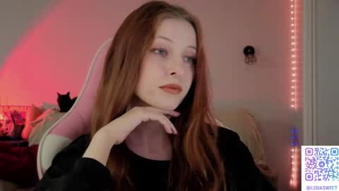 Snapshot of lisiasweet chatting on 04.15.26 Lika online show from 04.15.26