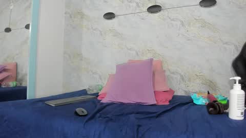 Snapshot of lissa_harris_ chatting on 12.28.24 Lisa online show from 12.28.24