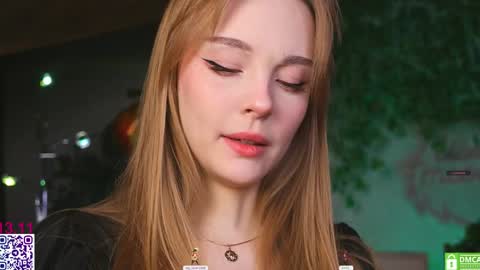 your Liza again. Next stream Dec. 1  at 2 or 3  GMT online show from 11.13.25