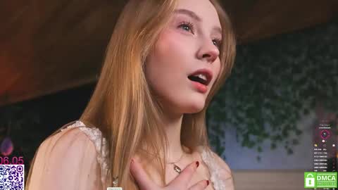 Snapshot of lissa_meooow chatting on 05.06.26 your Liza again. Next stream Dec. 1 at 2 or 3 GMT online show from 05.06.26