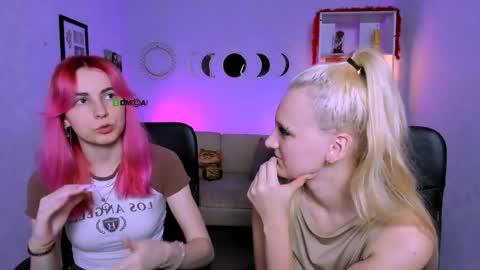 Snapshot of lissa_veils chatting on 03.31.26 lissa online show from 03.31.26