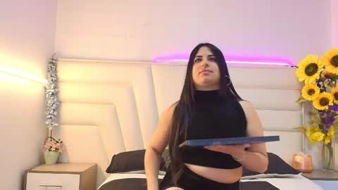 Snapshot of lissa_whitte chatting on 11.17.25 Lissa whitte online show from 11.17.25