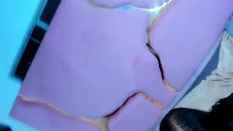 Snapshot of lissandjohnson chatting on 12.22.24 LISSA JHONS online show from 12.22.24