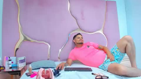 Snapshot of lissandjohnson chatting on 01.11.25 LISSA JHONS online show from 01.11.25