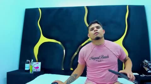 Snapshot of lissandjohnson chatting on 02.17.25 LISSA JHONS online show from 02.17.25