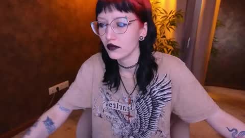 Snapshot of lissaros chatting on 02.12.25 lissaros online show from 02.12.25