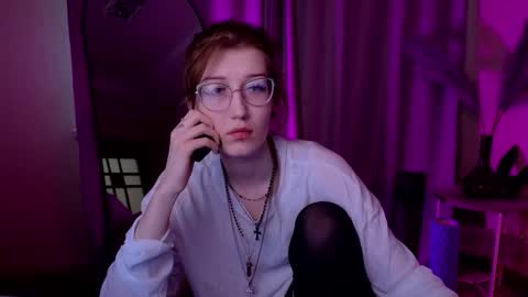 Snapshot of lissaros chatting on 09.15.25 lissaros online show from 09.15.25