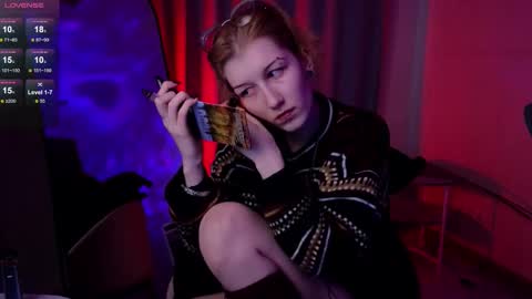 Snapshot of lissaros chatting on 10.21.25 lissaros online show from 10.21.25