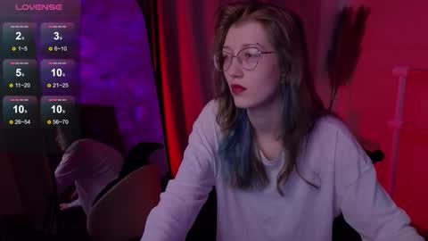 Snapshot of lissaros chatting on 11.20.25 lissaros online show from 11.20.25