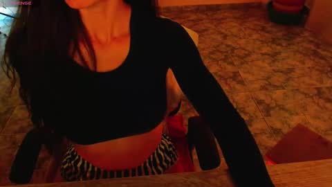 Snapshot of lisstaylor chatting on 11.16.25 Liss online show from 11.16.25