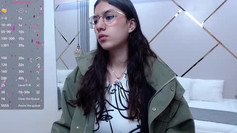 Snapshot of lita_rogers chatting on 01.02.25 Lita online show from 01.02.25