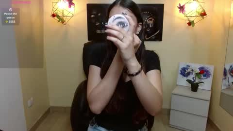 Snapshot of lita_rogers chatting on 11.28.25 Lita online show from 11.28.25