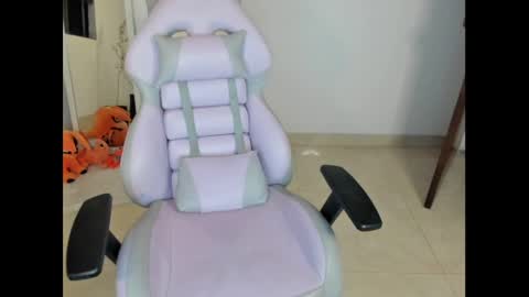 Danni online show from 12.23.24