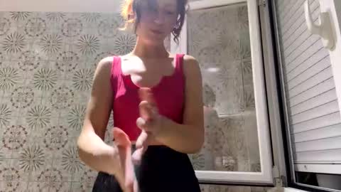 Diana Woods online show from 12.22.25