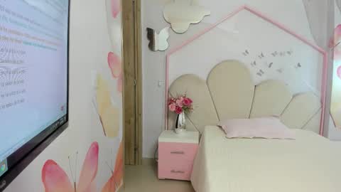 little__doll18 online show from 11.28.25