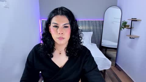 L I T T L E A L L I online show from 11.02.25