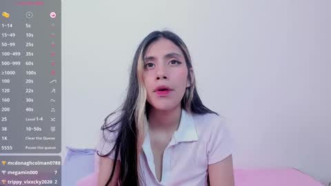 Snapshot of little_angelhot chatting on 12.25.24 angelica online show from 12.25.24