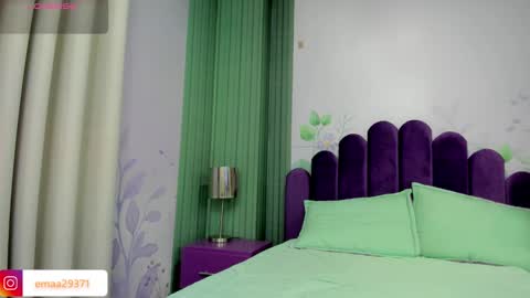 Snapshot of little_doll_4u chatting on 02.04.25 ANNI online show from 02.04.25