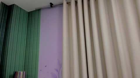 Snapshot of little_doll_4u chatting on 02.05.25 ANNI online show from 02.05.25