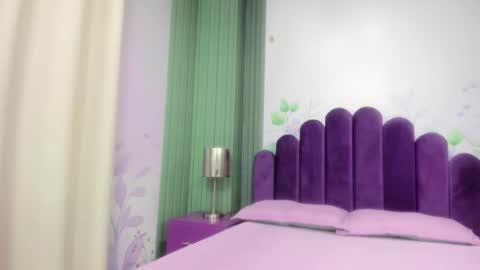 Snapshot of little_doll_4u chatting on 02.13.25 ANNI online show from 02.13.25