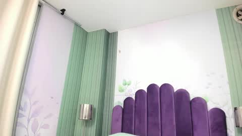 Snapshot of little_doll_4u chatting on 02.17.25 ANNI online show from 02.17.25