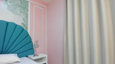 Snapshot of little_doll_4u chatting on 02.27.25 ANNI online show from 02.27.25