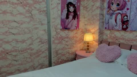 Snapshot of little_doll_4u chatting on 10.20.25 ANNI online show from 10.20.25