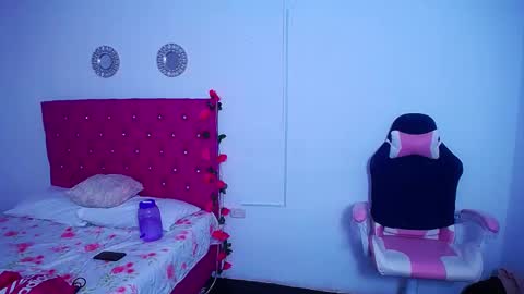mai rojas online show from 12.30.24