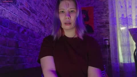 Snapshot of little_kitsune chatting on 09.27.25 Rachel online show from 09.27.25