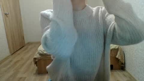 Snapshot of little_mariaa chatting on 09.18.25 Maria online show from 09.18.25