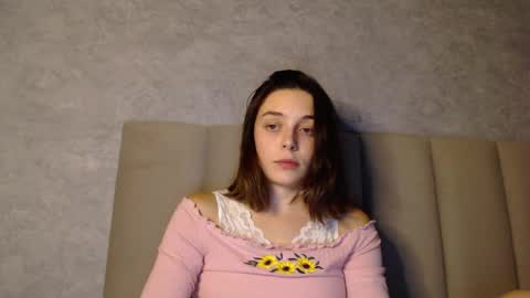 Mia   Im online every day 1530 PM in New York  2030 PM in London online show from 09.23.25