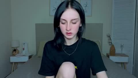 little_mollee online show from 11.11.25